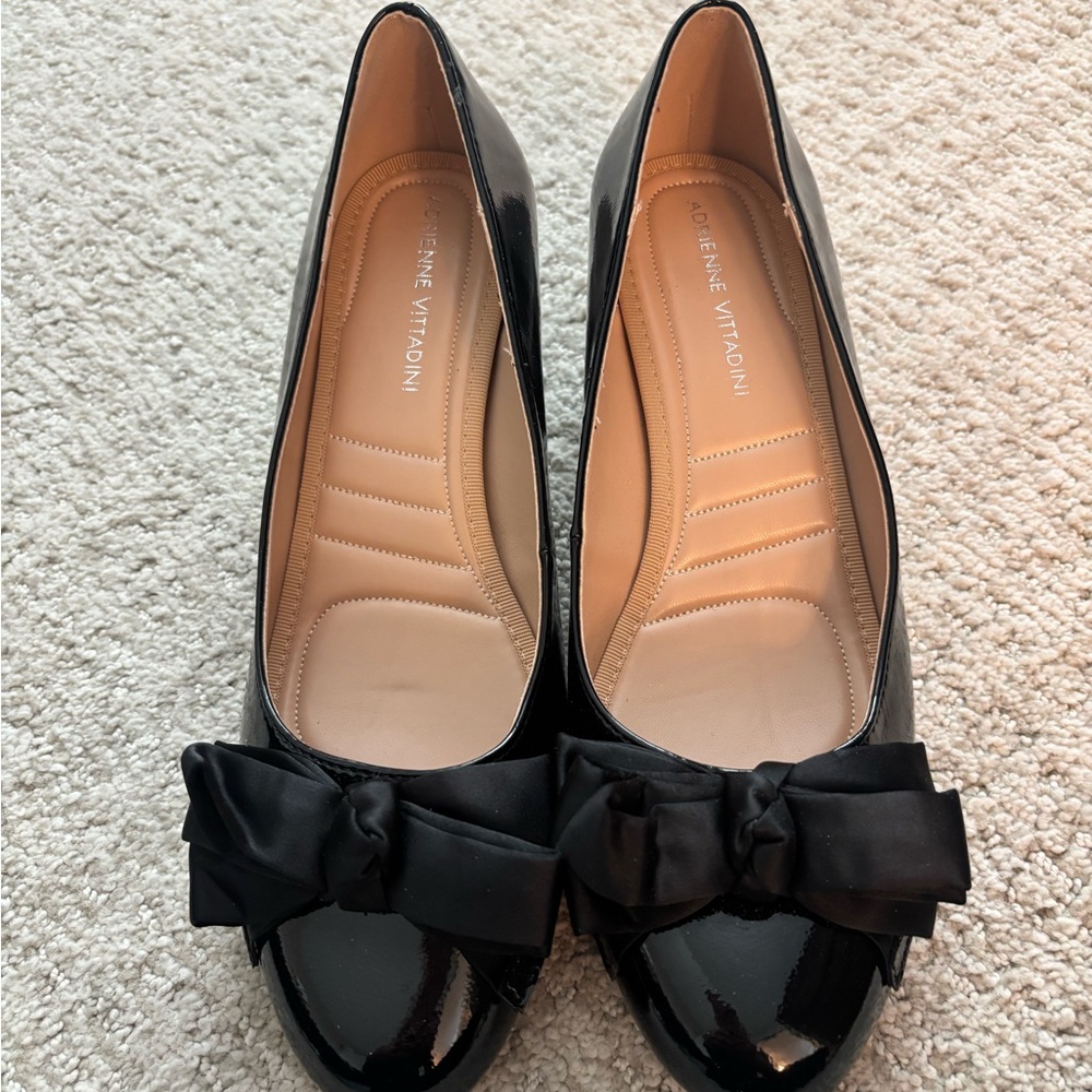 Adrienne Vittadini Black Patent Bow Block heels size 9M, worn once